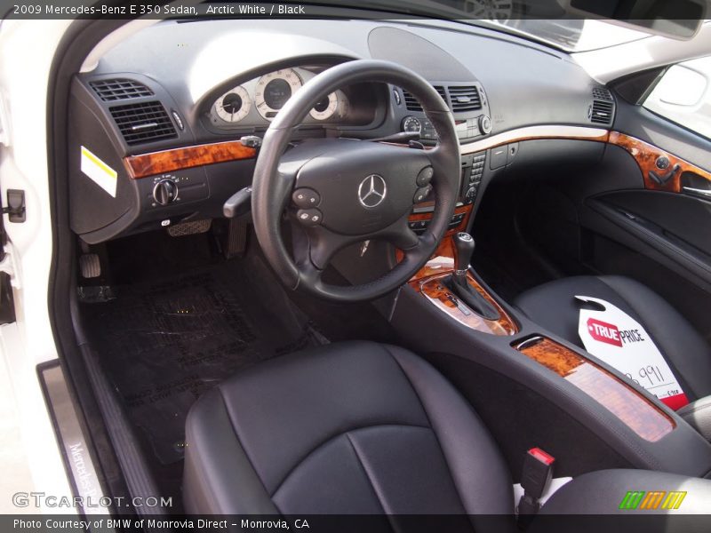 Arctic White / Black 2009 Mercedes-Benz E 350 Sedan