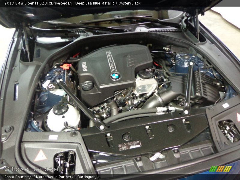 Deep Sea Blue Metallic / Oyster/Black 2013 BMW 5 Series 528i xDrive Sedan