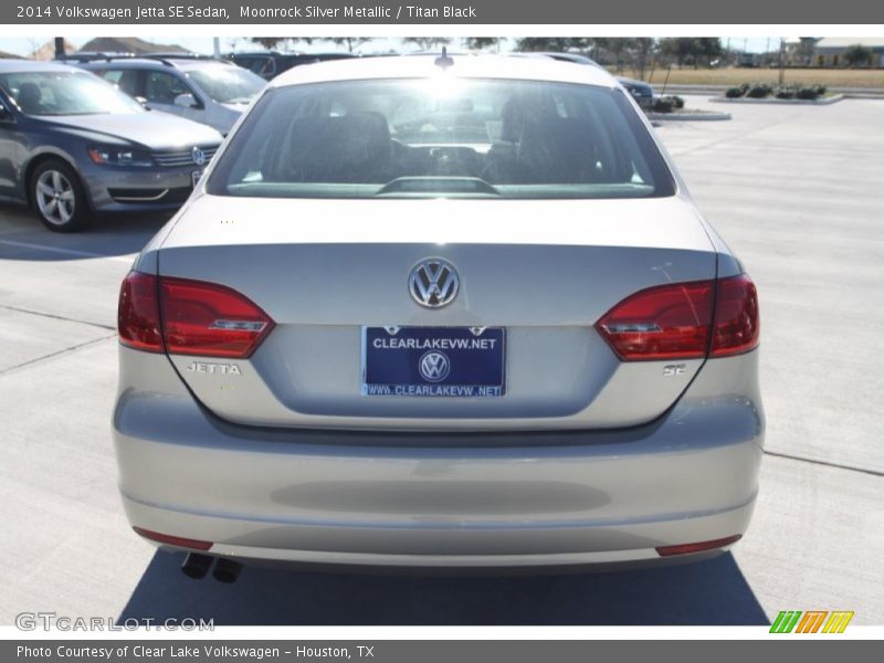 Moonrock Silver Metallic / Titan Black 2014 Volkswagen Jetta SE Sedan