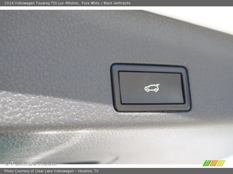Pure White / Black Anthracite 2014 Volkswagen Touareg TDI Lux 4Motion