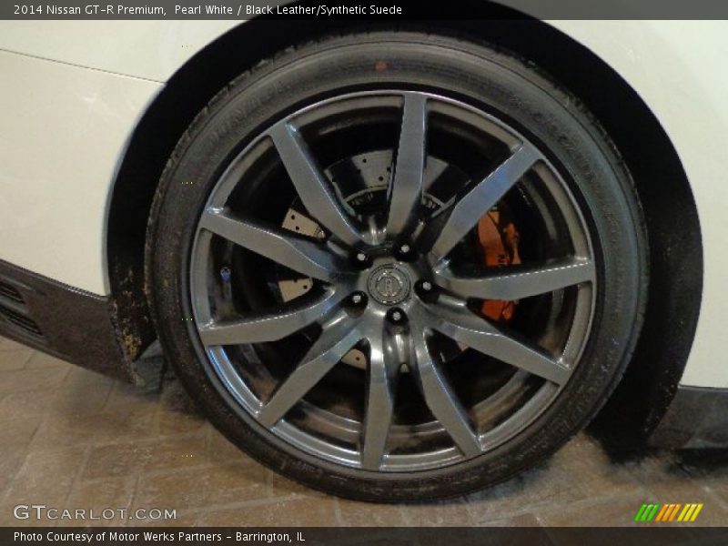  2014 GT-R Premium Wheel