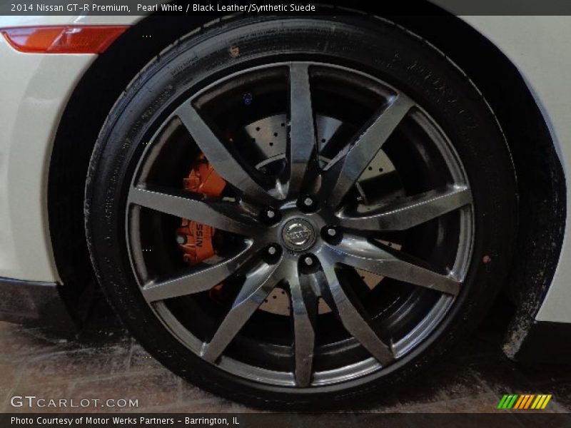 Pearl White / Black Leather/Synthetic Suede 2014 Nissan GT-R Premium