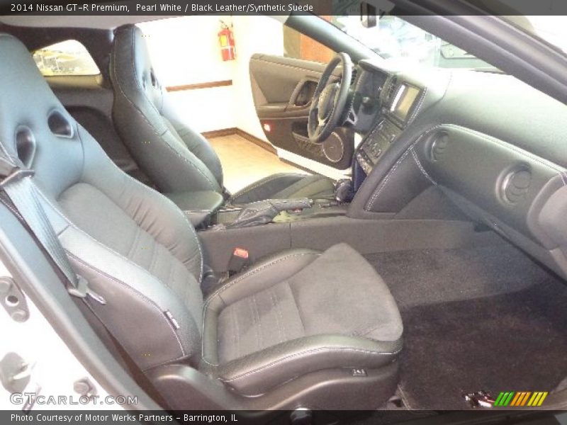 Front Seat of 2014 GT-R Premium