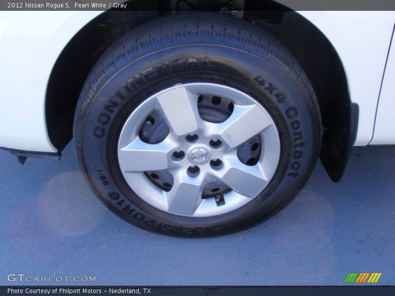 Pearl White / Gray 2012 Nissan Rogue S