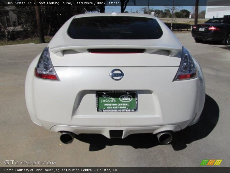 Pearl White / Black Leather 2009 Nissan 370Z Sport Touring Coupe