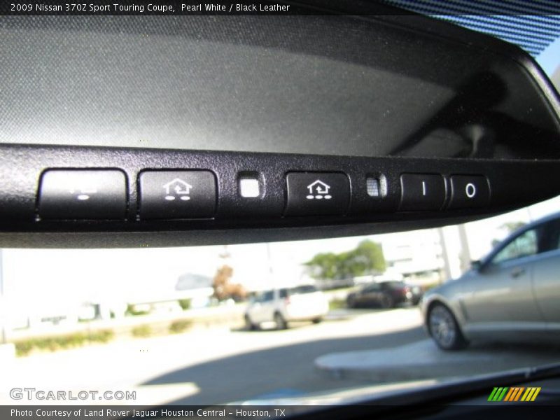 Pearl White / Black Leather 2009 Nissan 370Z Sport Touring Coupe