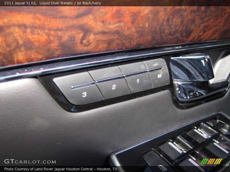Liquid Silver Metallic / Jet Black/Ivory 2011 Jaguar XJ XJL