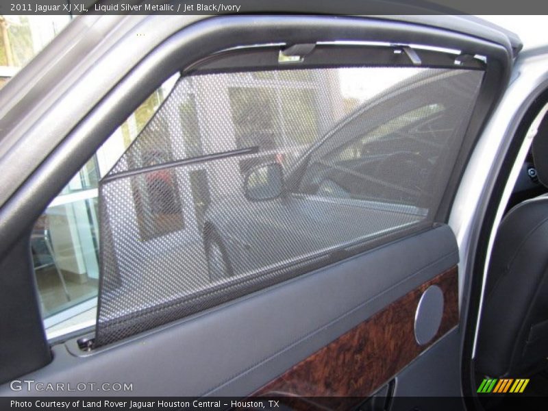 Liquid Silver Metallic / Jet Black/Ivory 2011 Jaguar XJ XJL