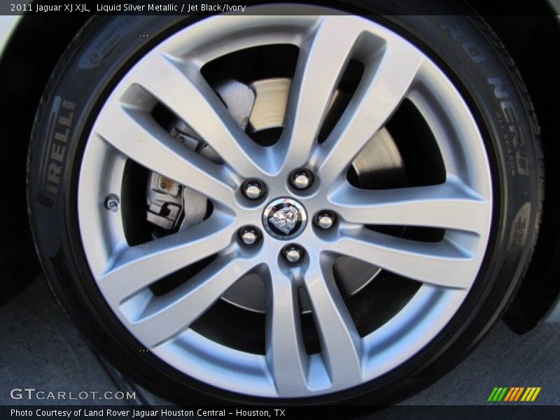 Liquid Silver Metallic / Jet Black/Ivory 2011 Jaguar XJ XJL