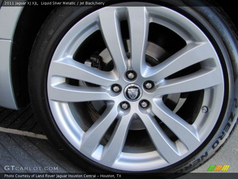 Liquid Silver Metallic / Jet Black/Ivory 2011 Jaguar XJ XJL