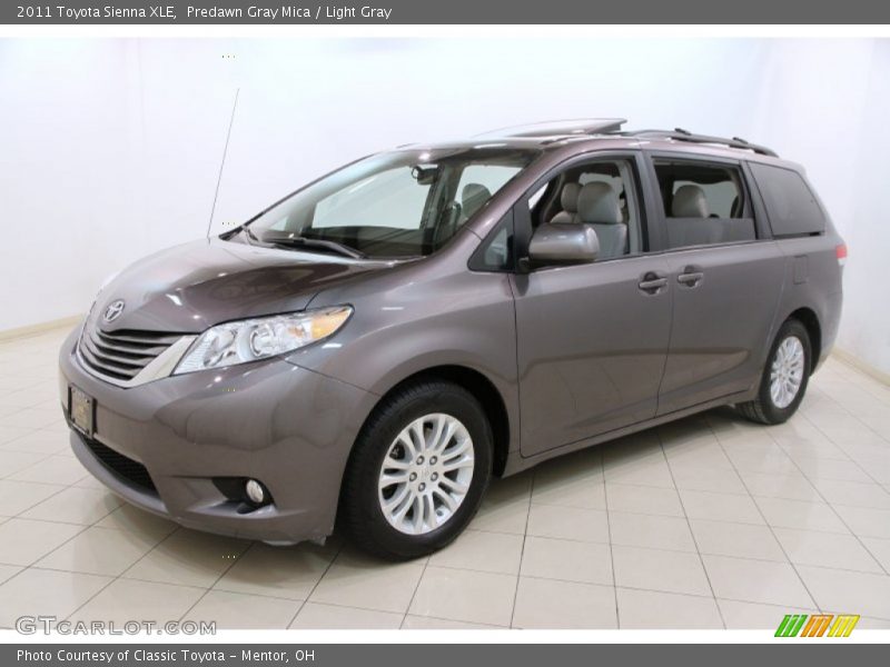Predawn Gray Mica / Light Gray 2011 Toyota Sienna XLE