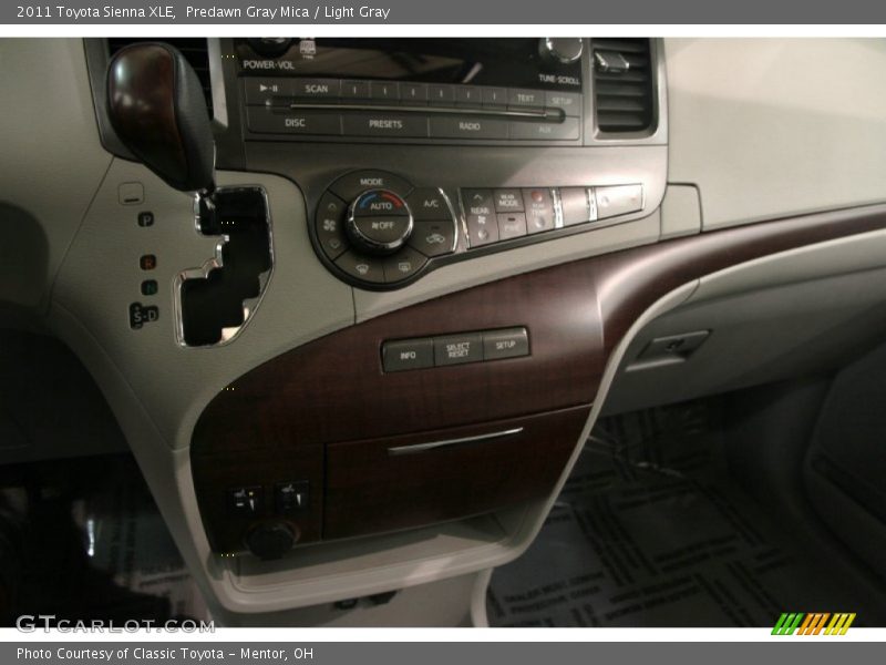 Predawn Gray Mica / Light Gray 2011 Toyota Sienna XLE