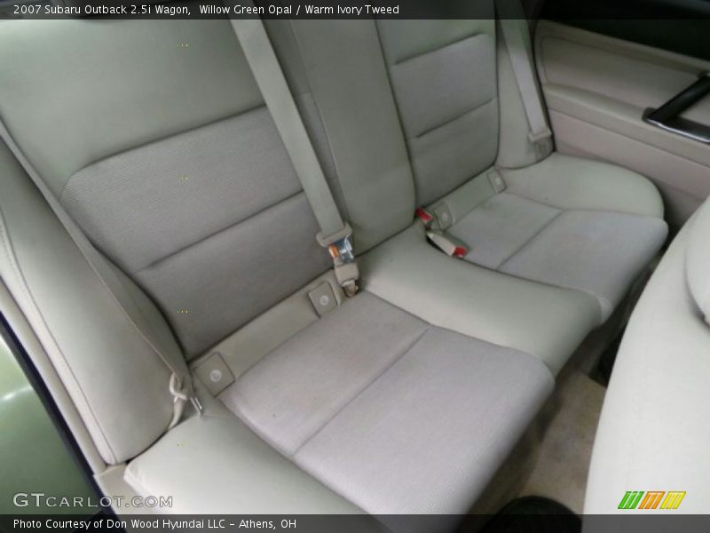Willow Green Opal / Warm Ivory Tweed 2007 Subaru Outback 2.5i Wagon