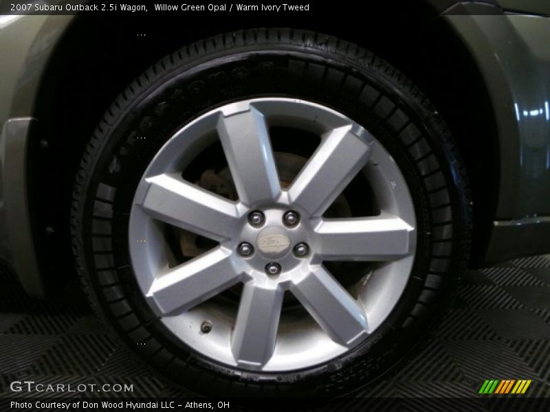 Willow Green Opal / Warm Ivory Tweed 2007 Subaru Outback 2.5i Wagon