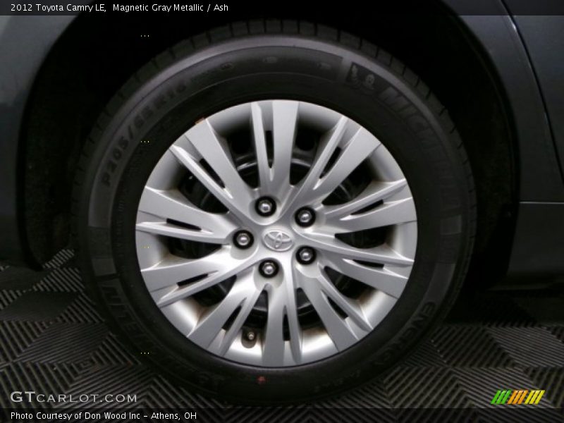 Magnetic Gray Metallic / Ash 2012 Toyota Camry LE