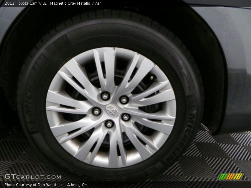 Magnetic Gray Metallic / Ash 2012 Toyota Camry LE