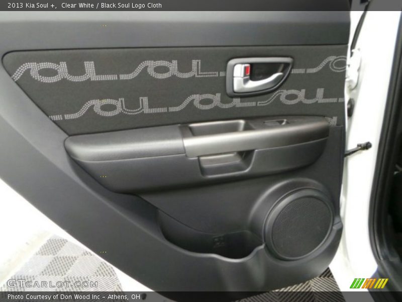 Clear White / Black Soul Logo Cloth 2013 Kia Soul +