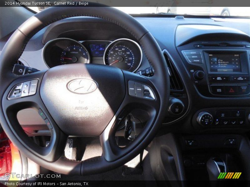 Garnet Red / Beige 2014 Hyundai Tucson SE