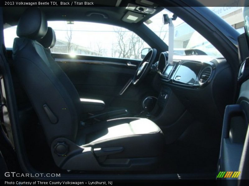 Black / Titan Black 2013 Volkswagen Beetle TDI
