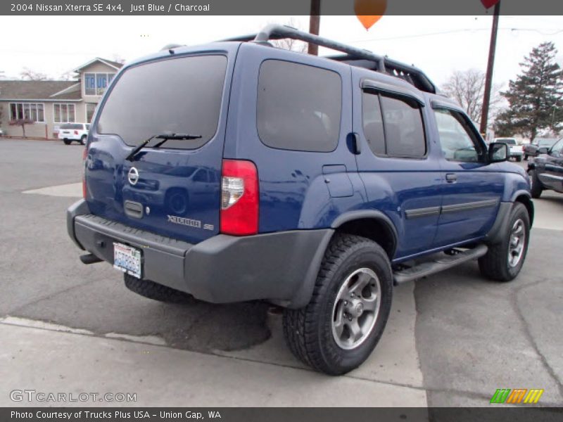 Just Blue / Charcoal 2004 Nissan Xterra SE 4x4