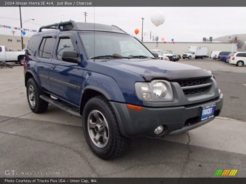 Just Blue / Charcoal 2004 Nissan Xterra SE 4x4