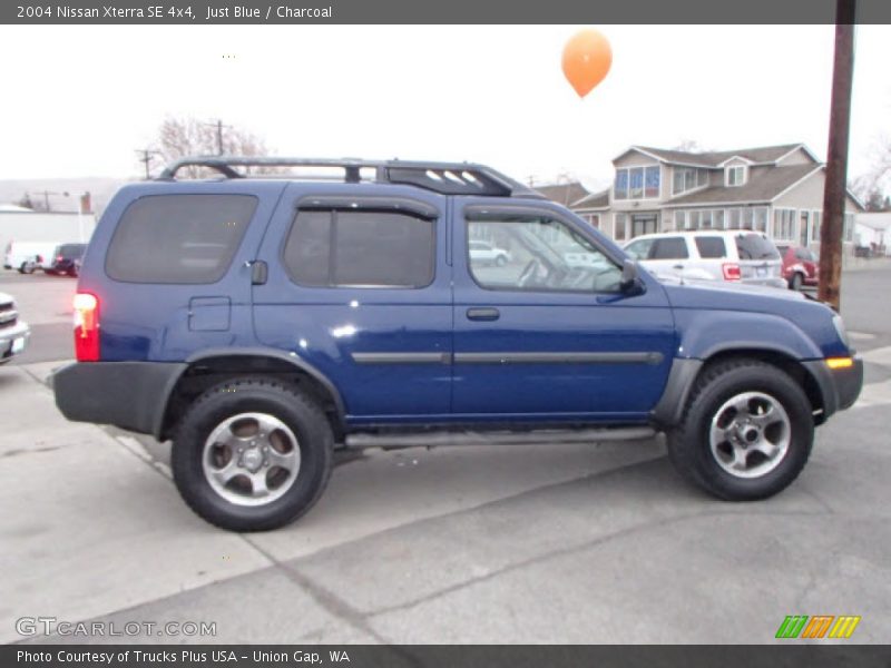 Just Blue / Charcoal 2004 Nissan Xterra SE 4x4