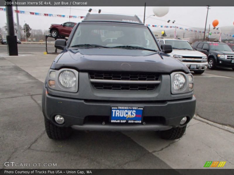 Just Blue / Charcoal 2004 Nissan Xterra SE 4x4