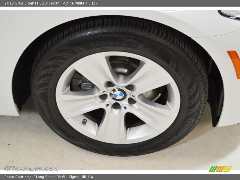 Alpine White / Black 2013 BMW 5 Series 528i Sedan