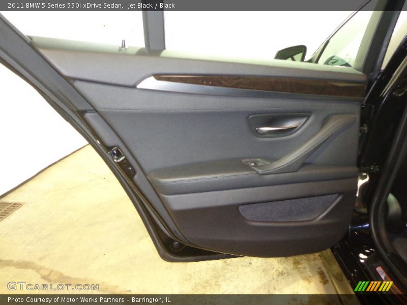 Jet Black / Black 2011 BMW 5 Series 550i xDrive Sedan