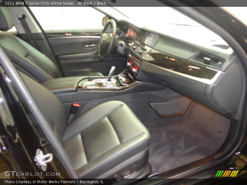 Jet Black / Black 2011 BMW 5 Series 550i xDrive Sedan