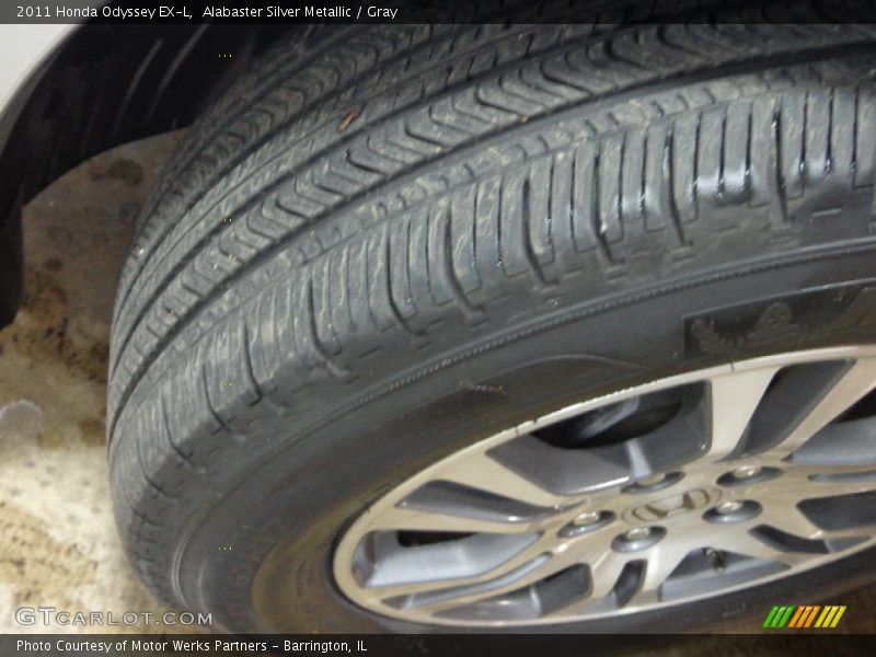 Alabaster Silver Metallic / Gray 2011 Honda Odyssey EX-L