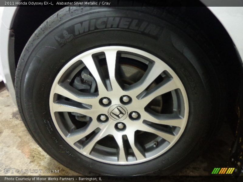Alabaster Silver Metallic / Gray 2011 Honda Odyssey EX-L