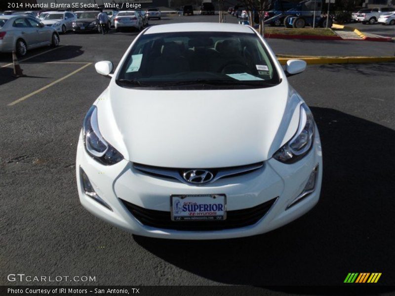 White / Beige 2014 Hyundai Elantra SE Sedan