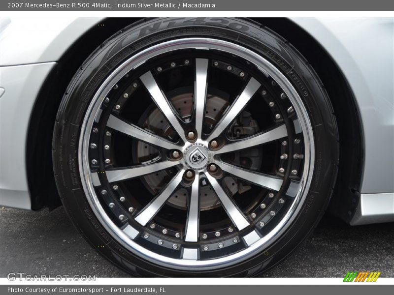 Iridium Silver Metallic / Macadamia 2007 Mercedes-Benz R 500 4Matic