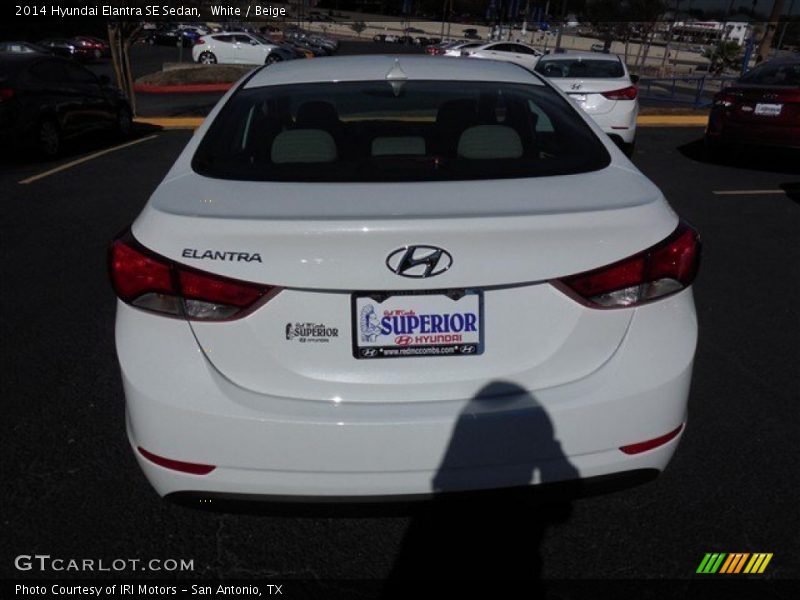 White / Beige 2014 Hyundai Elantra SE Sedan