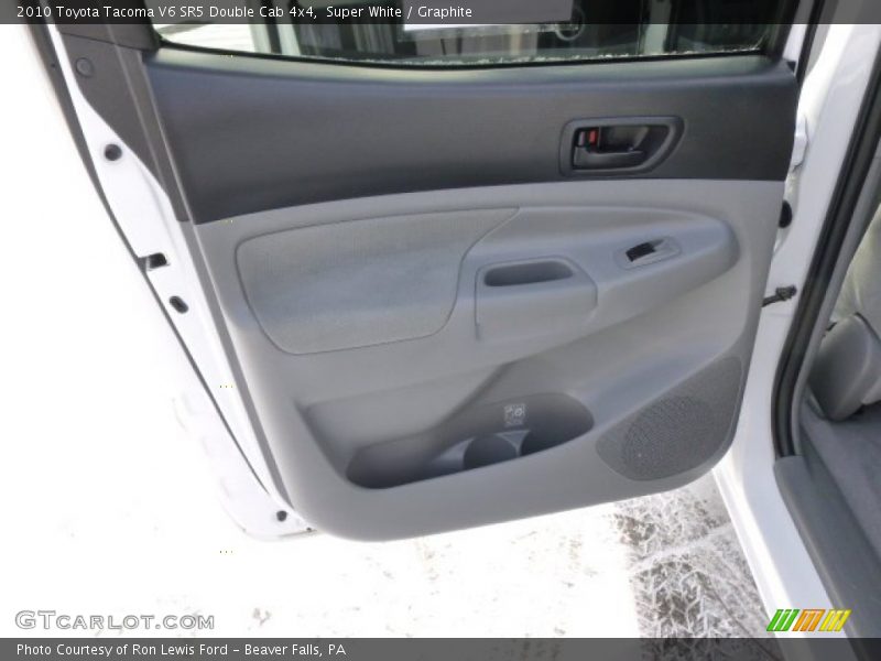 Super White / Graphite 2010 Toyota Tacoma V6 SR5 Double Cab 4x4