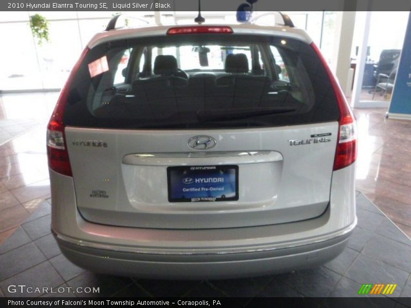 Liquid Silver / Black 2010 Hyundai Elantra Touring SE