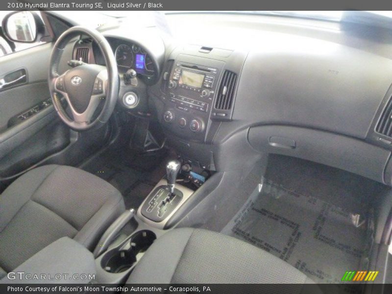 Liquid Silver / Black 2010 Hyundai Elantra Touring SE
