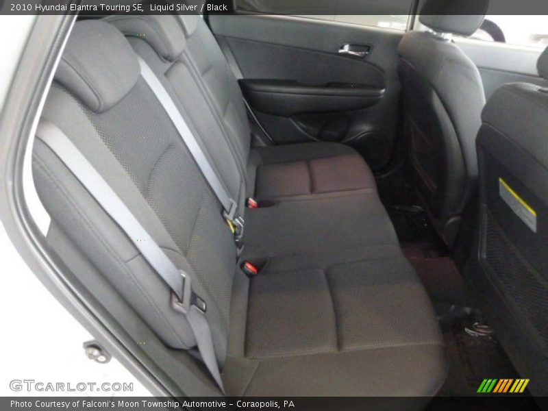 Liquid Silver / Black 2010 Hyundai Elantra Touring SE