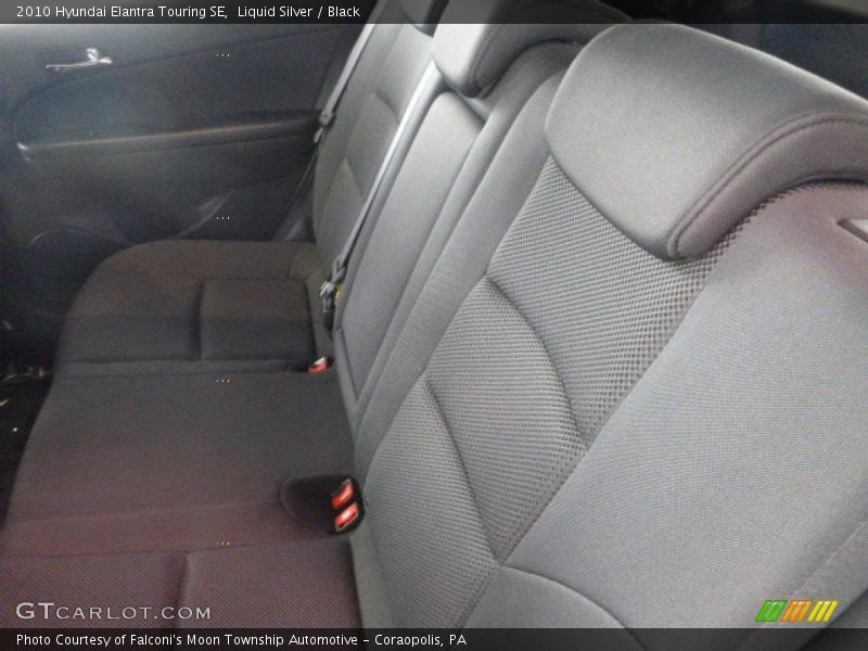 Liquid Silver / Black 2010 Hyundai Elantra Touring SE