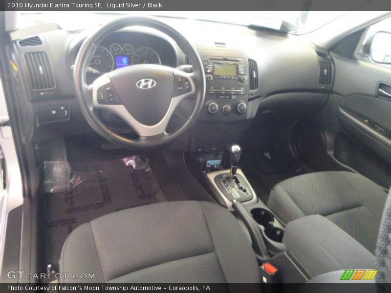 Liquid Silver / Black 2010 Hyundai Elantra Touring SE