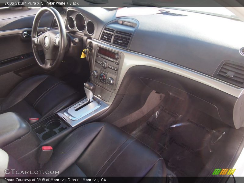 Polar White / Black 2009 Saturn Aura XR