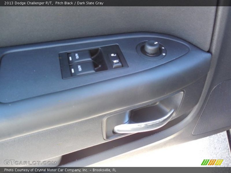 Pitch Black / Dark Slate Gray 2013 Dodge Challenger R/T