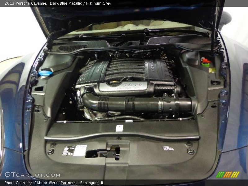 Dark Blue Metallic / Platinum Grey 2013 Porsche Cayenne