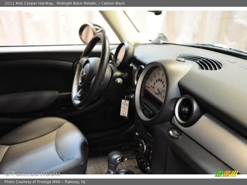 Midnight Black Metallic / Carbon Black 2011 Mini Cooper Hardtop