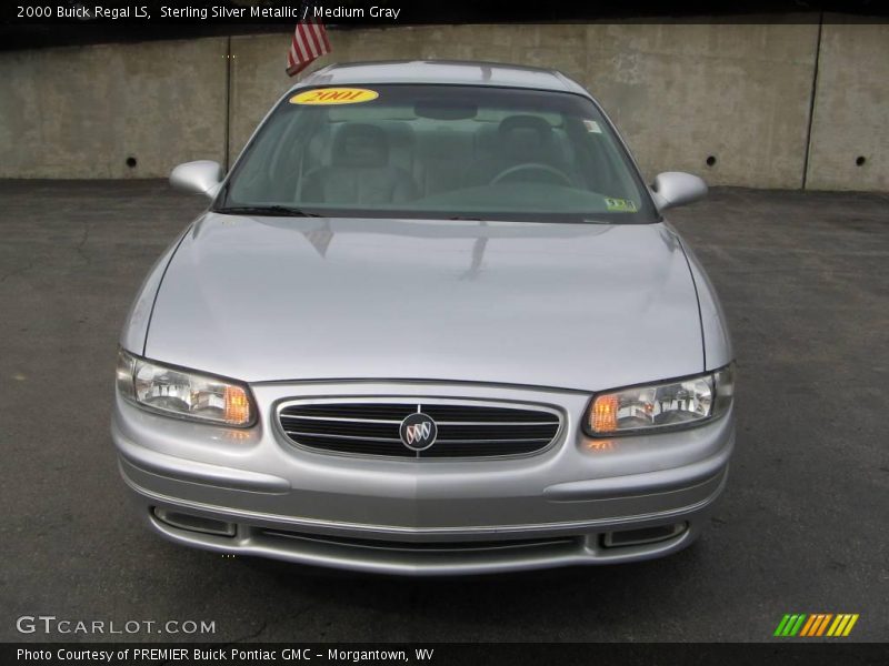 Sterling Silver Metallic / Medium Gray 2000 Buick Regal LS