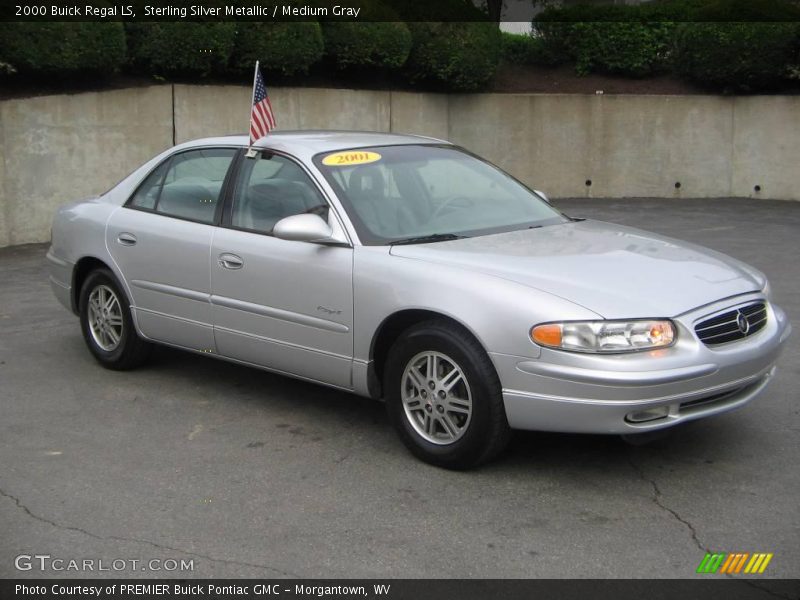 Sterling Silver Metallic / Medium Gray 2000 Buick Regal LS