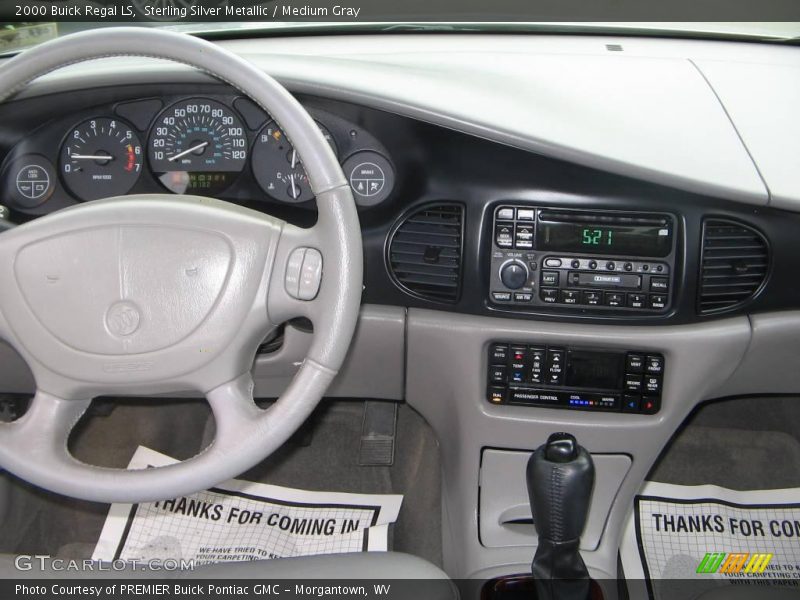 Sterling Silver Metallic / Medium Gray 2000 Buick Regal LS