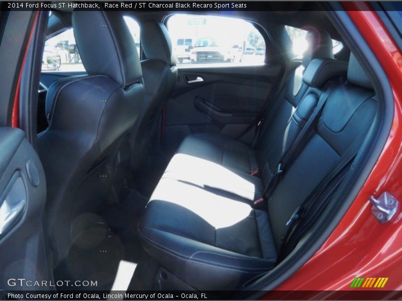 Race Red / ST Charcoal Black Recaro Sport Seats 2014 Ford Focus ST Hatchback