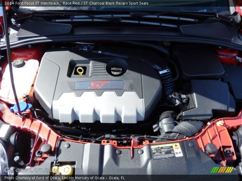 Race Red / ST Charcoal Black Recaro Sport Seats 2014 Ford Focus ST Hatchback